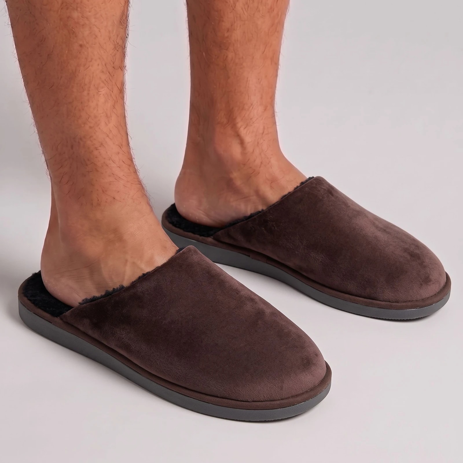 CHINELA CON PIEL PLUSH HOMBRE